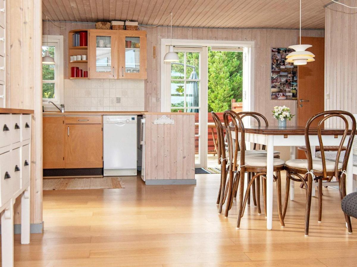 4 Person Holiday Home In R M Rømø Kirkeby Eksteriør billede
